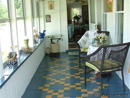 Rendezvous B And B Lowell Interior photo